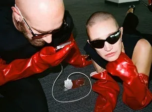 KOMPROMAT   CLARK - KOMPROMAT